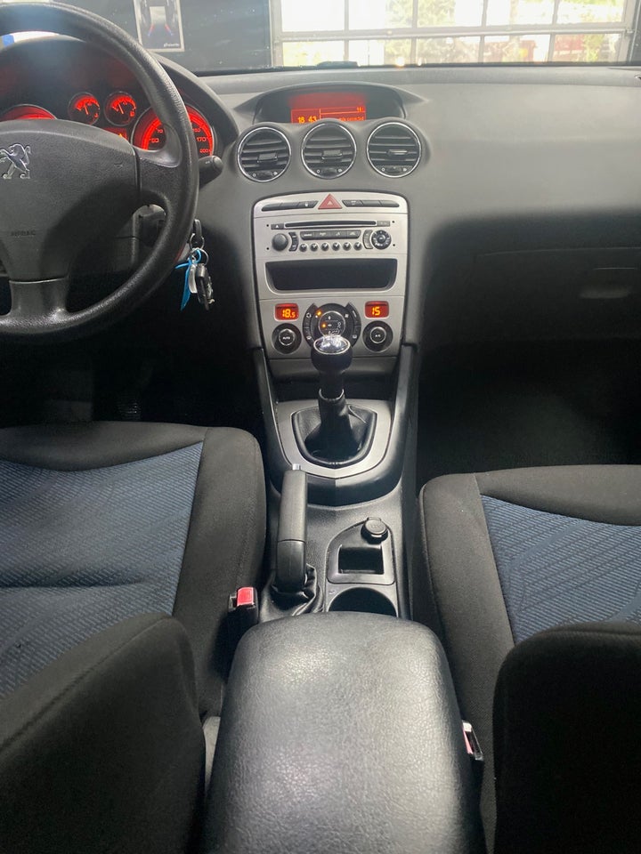 Peugeot 308 1,6 HDi 92 Comfort+ 5d