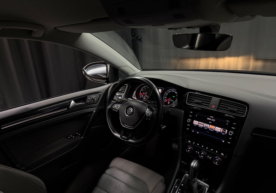 VW Golf VII 1,5 TSi 150 Highline DSG 5d