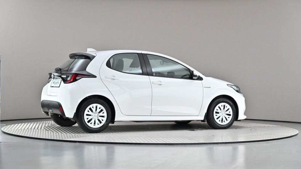 Toyota Yaris 1,5 Hybrid H3 e-CVT 5d