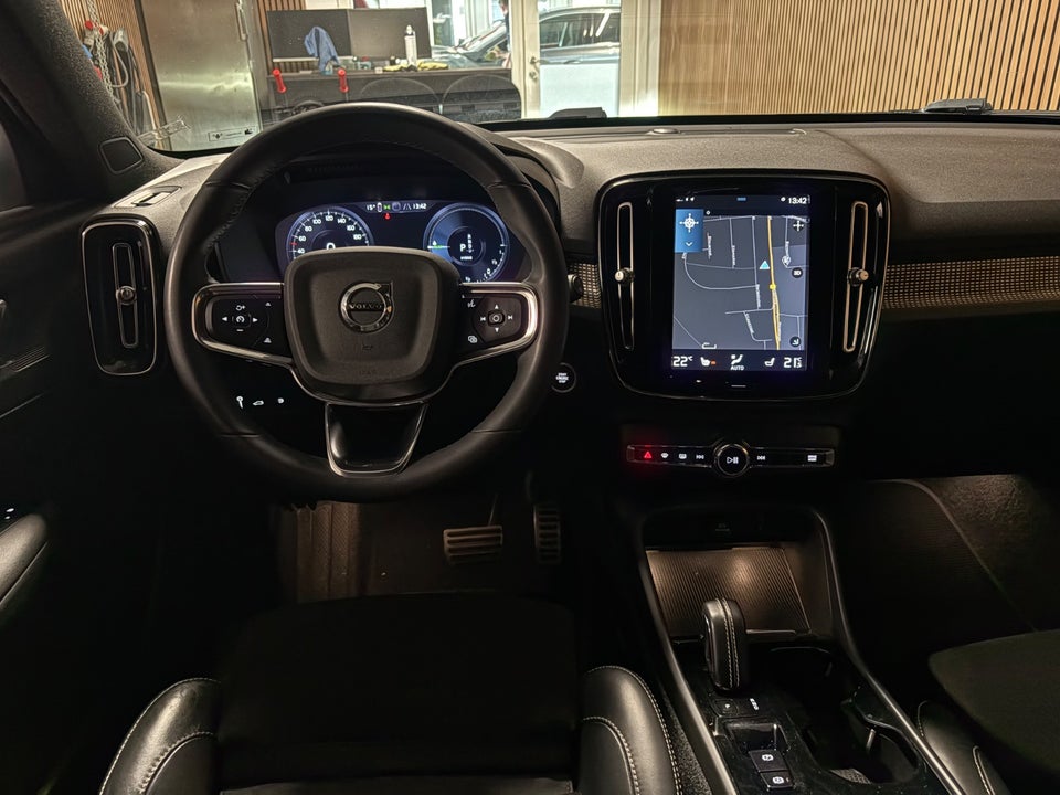 Volvo XC40 1,5 T5 ReCharge R-Design aut. 5d