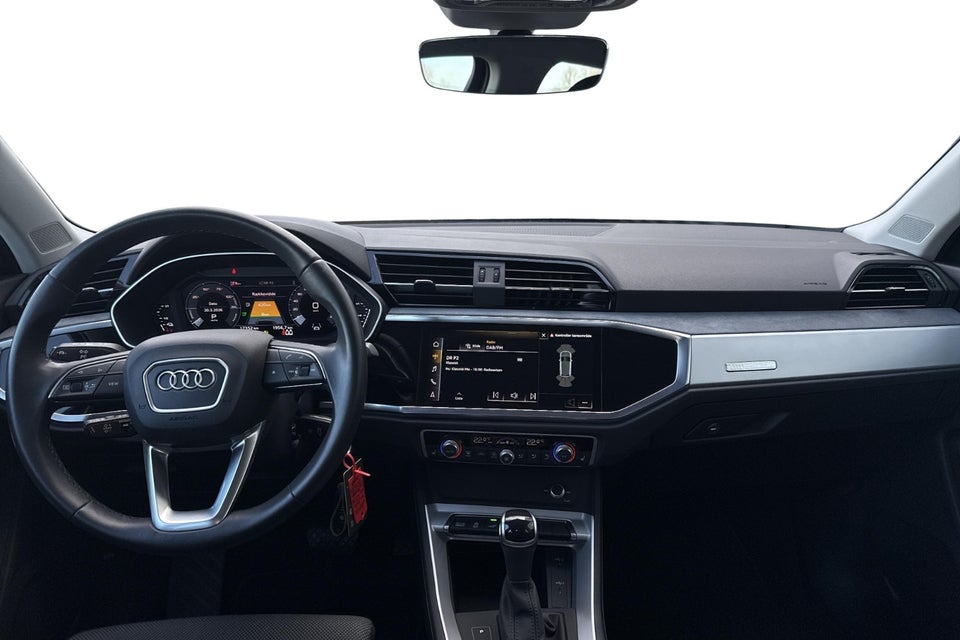 Audi Q3 45 TFSi e Attitude plus S-tr. 5d