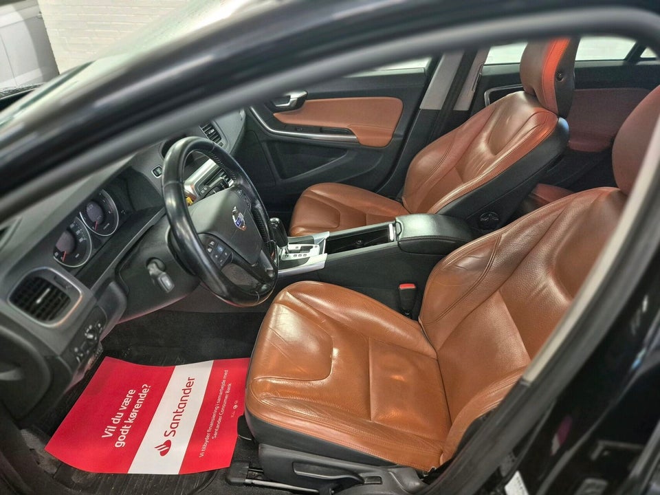 Volvo V60 1,6 D2 115 Kinetic aut. 5d