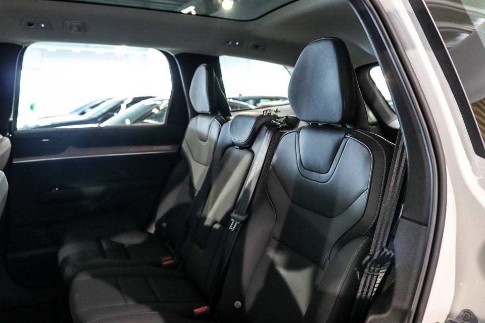 Volvo EX90 Plus 7prs 5d