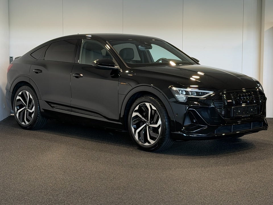 Audi e-tron 55 S-line Sportback quattro 5d