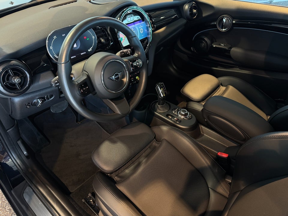 MINI Cooper SE Classic 3d