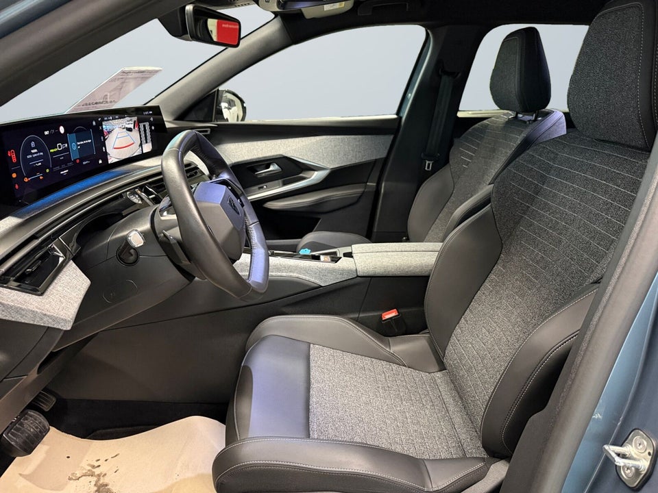 Peugeot e-5008 77 Allure 7prs 5d