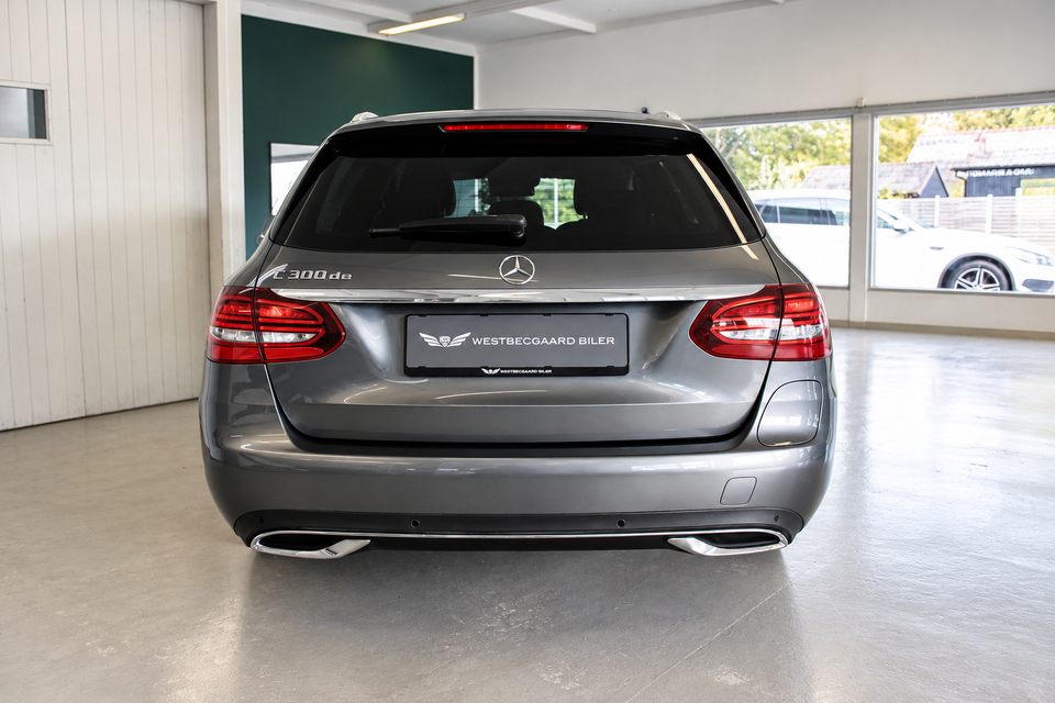 Mercedes C300 de 2,0 Advantage AMG stc. aut. 5d