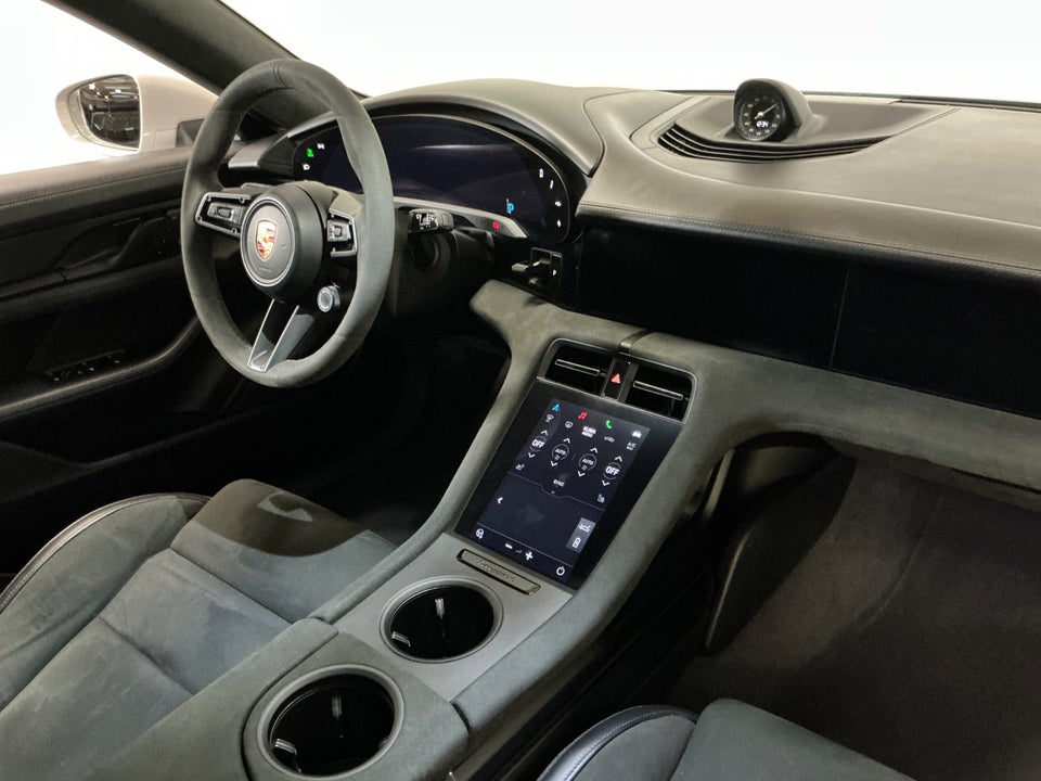 Porsche Taycan GTS Performance+ Sport Turismo 5d