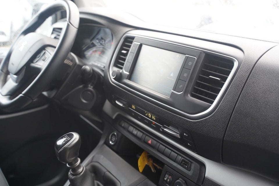 Peugeot Expert 2,0 BlueHDi 144 L3 Plus Van