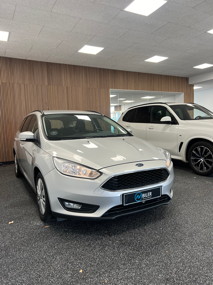 Ford Focus 1,5 TDCi 120 Titanium stc. 5d