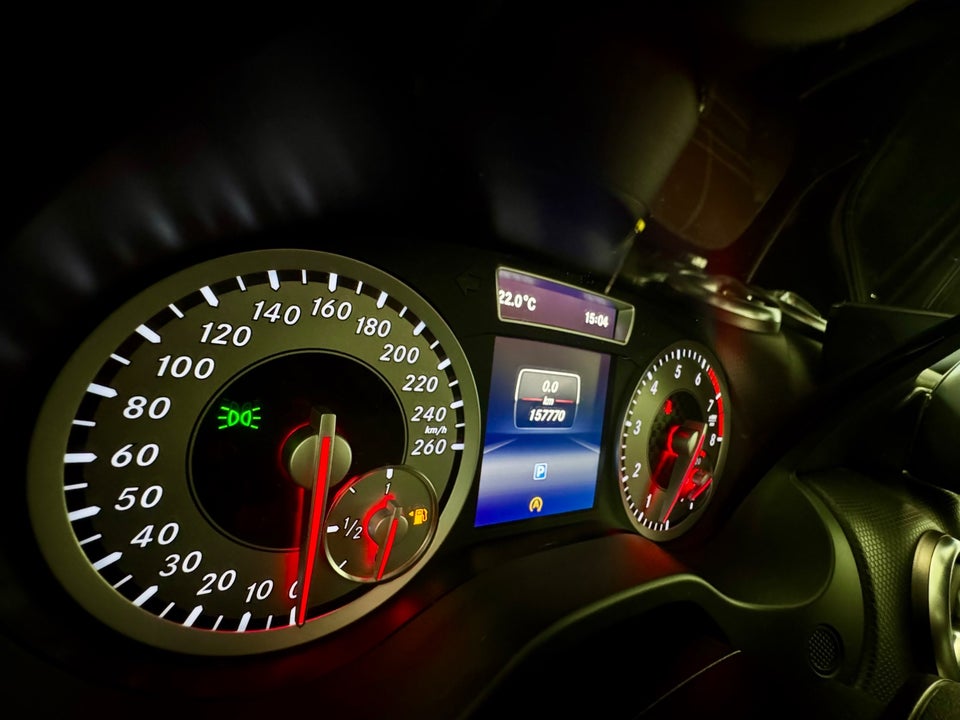 Mercedes A200 1,6 Urban 5d