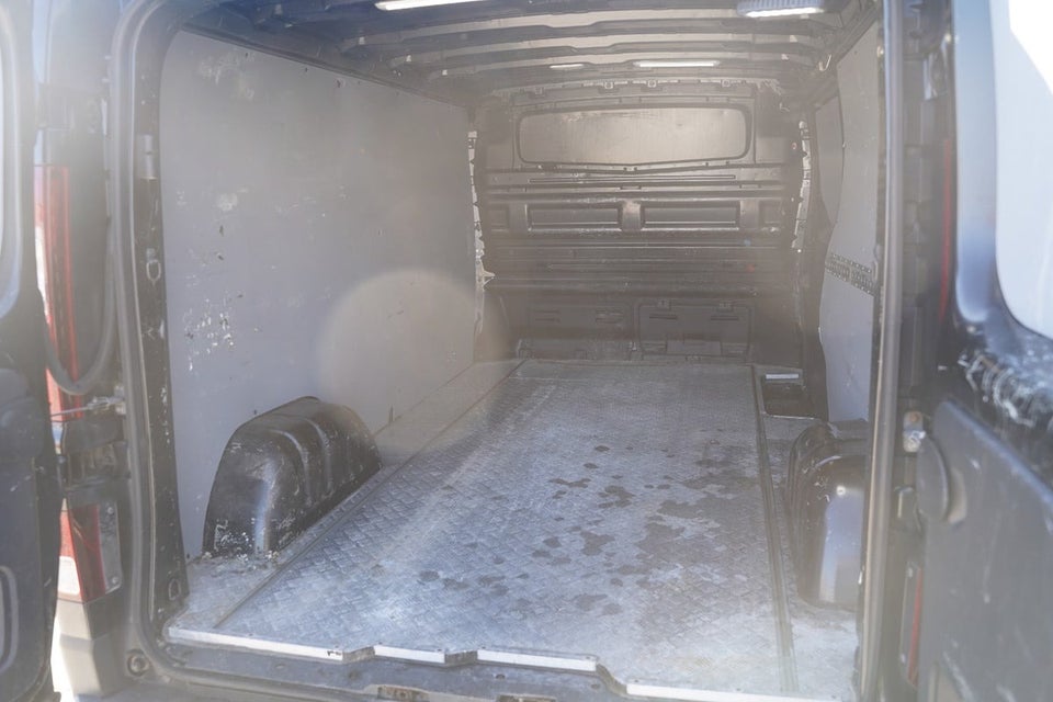 Renault Trafic T29 1,6 dCi 140 L2H1