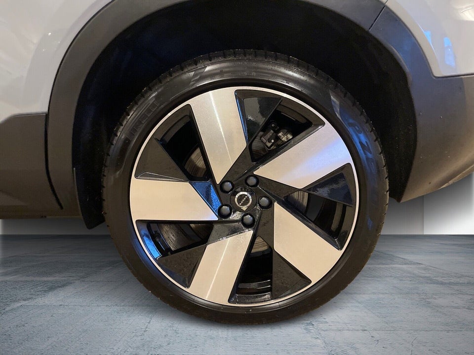 Volvo EX40 Extended Range Core 5d