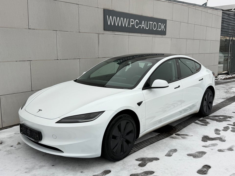 Tesla Model 3 RWD 4d