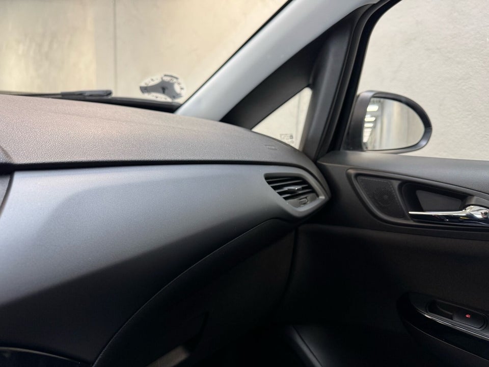 Opel Corsa 1,4 16V Impress 5d