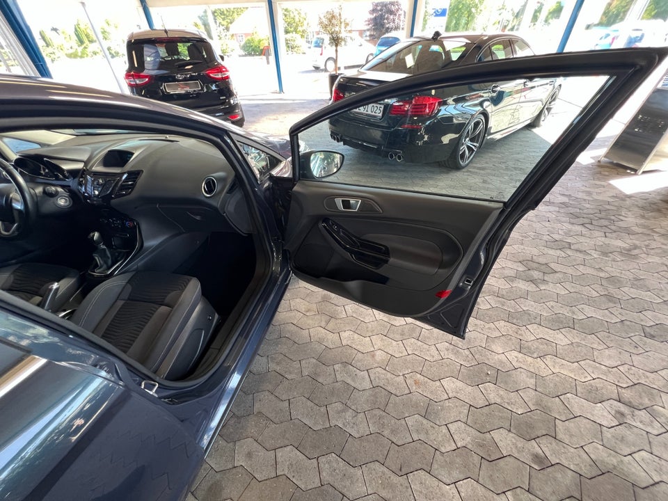 Ford Fiesta 1,0 65 Titanium 5d