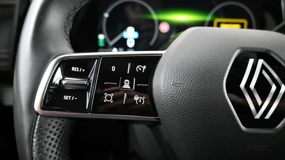 Renault Megane E-Tech 60 Iconic 5d