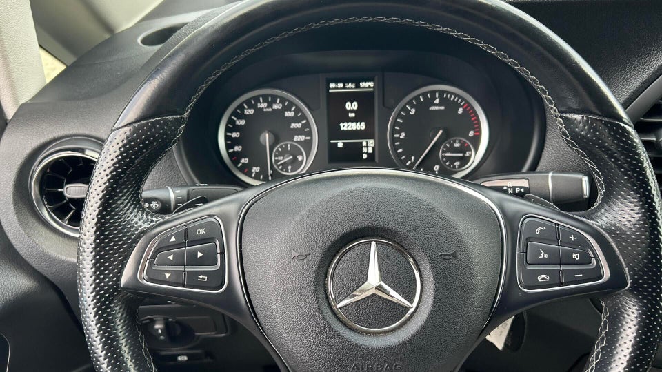 Mercedes Vito 114 2,0 CDi Kassevogn XL
