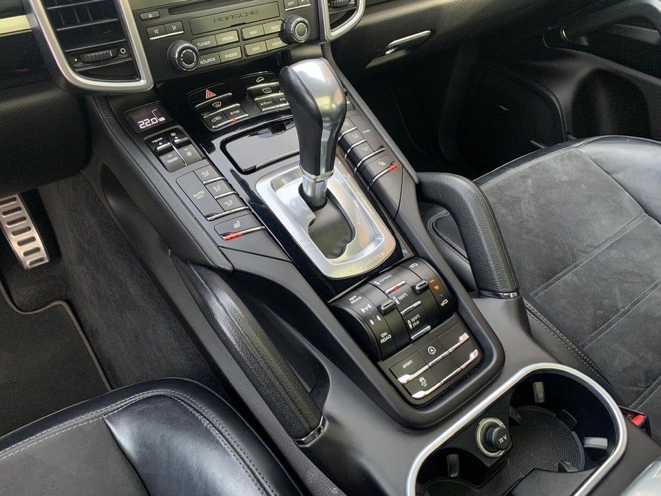 Porsche Cayenne S 4,2 D Platinum Tiptr. 5d