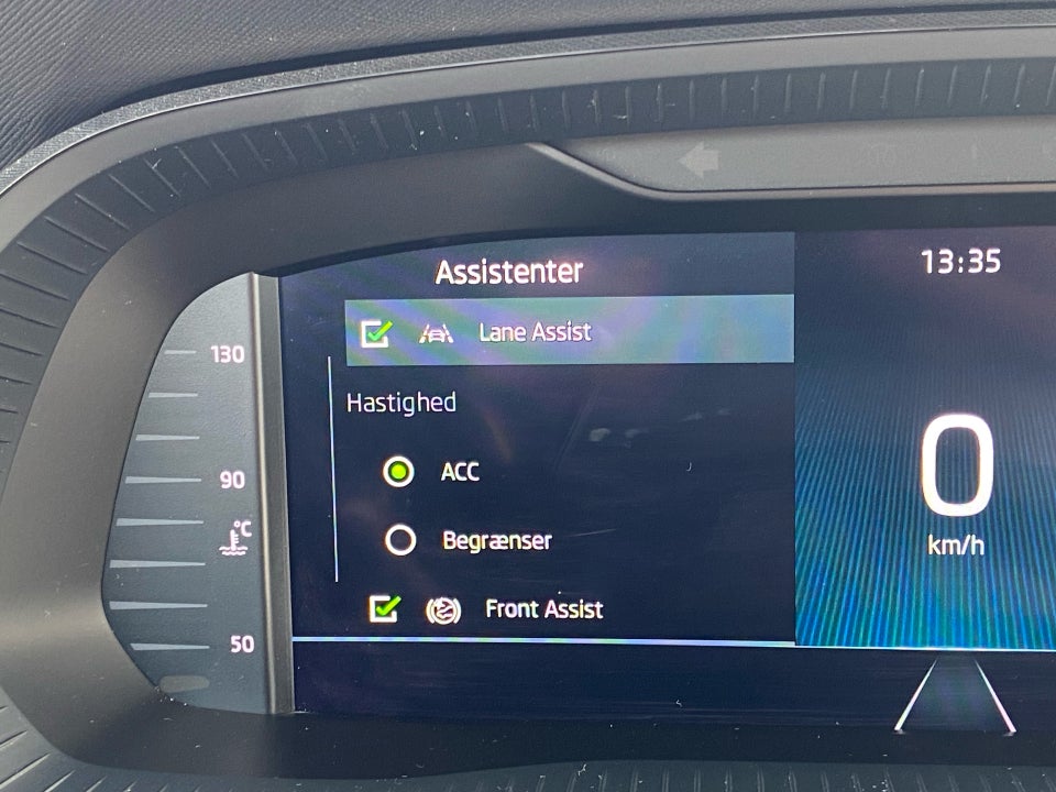 Skoda Octavia 2,0 TDi 150 First Edition Combi DSG 5d