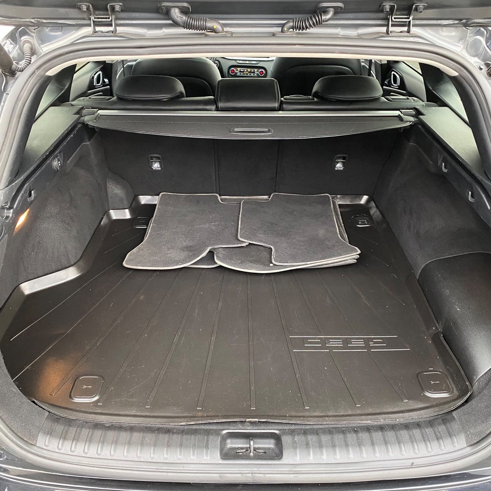 Kia Ceed 1,6 PHEV Upgrade SW DCT 5d