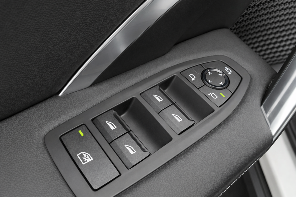 BMW iX1 eDrive20 X-Line 5d