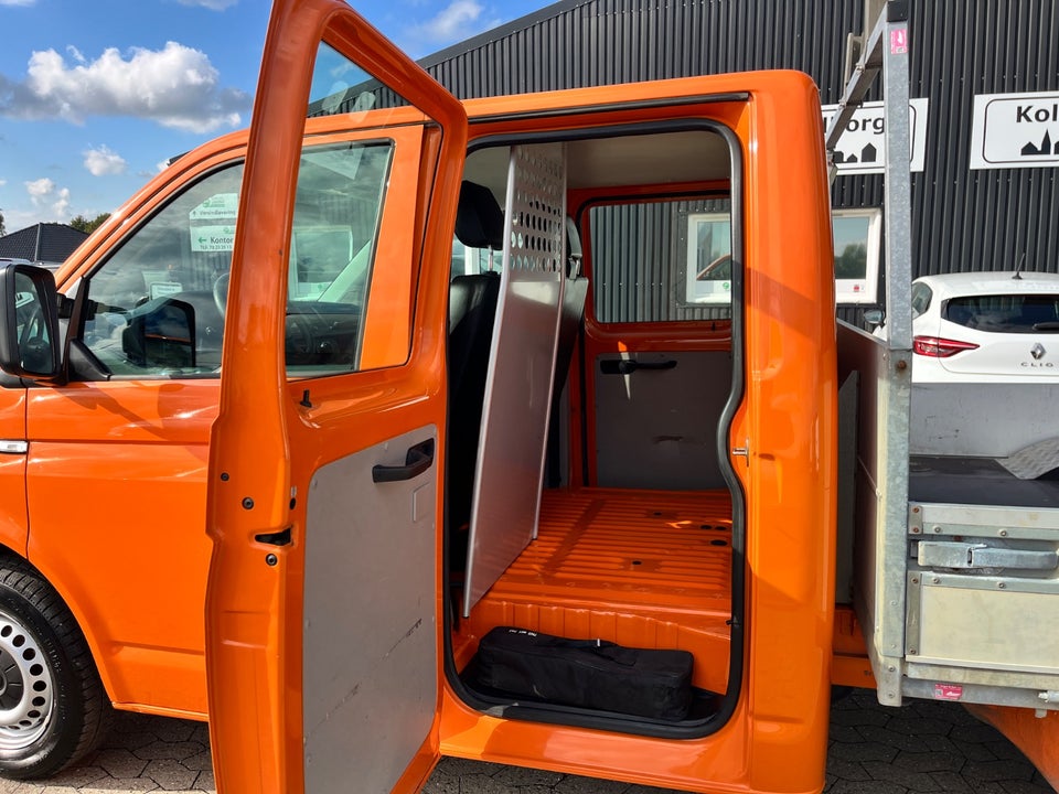 VW Transporter 2,0 TSi 150 Ladvogn lang 2d