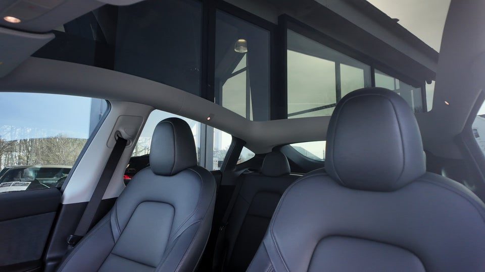 Tesla Model Y Performance AWD 5d