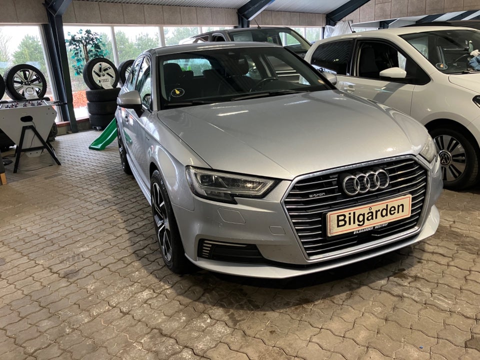 Audi A3 1,4 e-tron Sportback S-tr. 5d