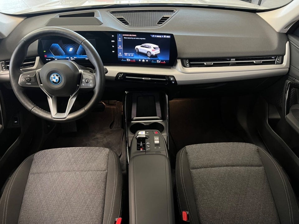 BMW iX1 xDrive30 5d