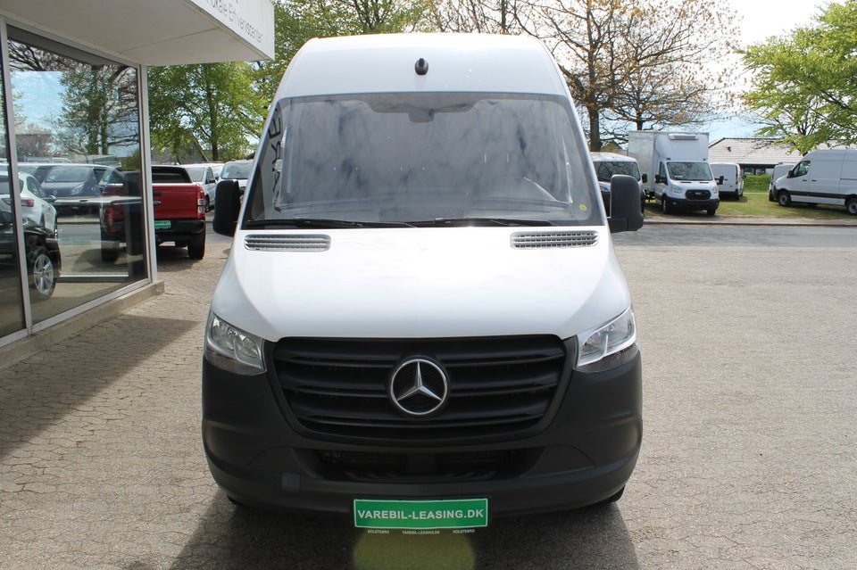 Mercedes Sprinter 317 2,0 CDi A2 Kassevogn aut. RWD