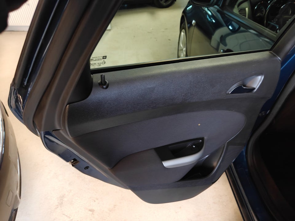 Opel Astra 1,6 Enjoy Sports Tourer 5d