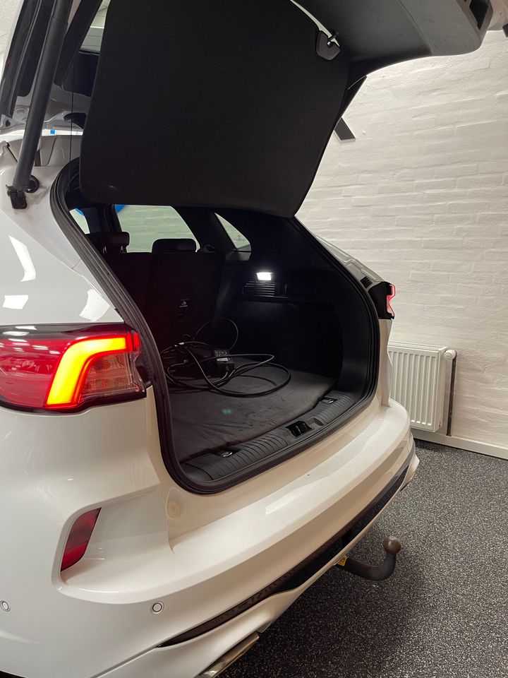 Ford Kuga 2,5 PHEV ST-Line X CVT 5d