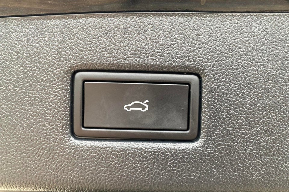 Ford Explorer 77 Select Extended Range 5d