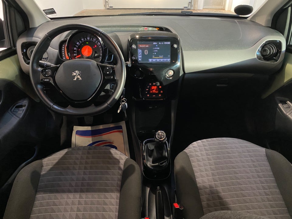 Peugeot 108 1,0 e-VTi 72 Allure+ 5d