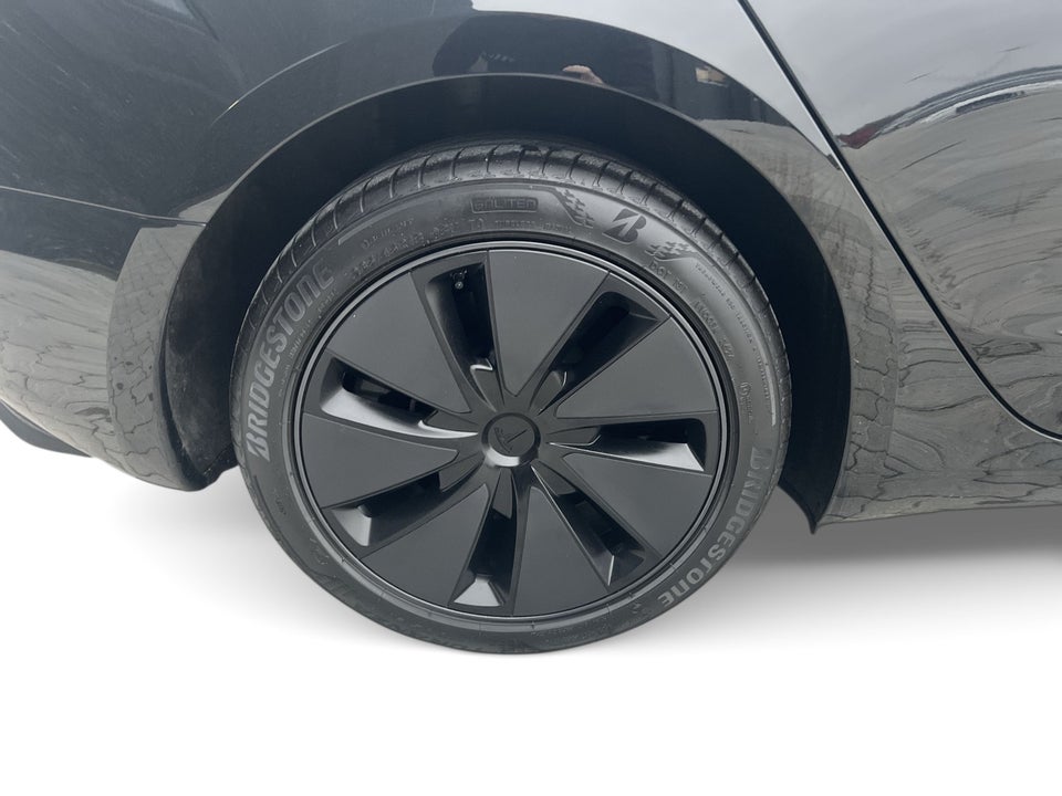 Tesla Model 3 Long Range RWD 4d