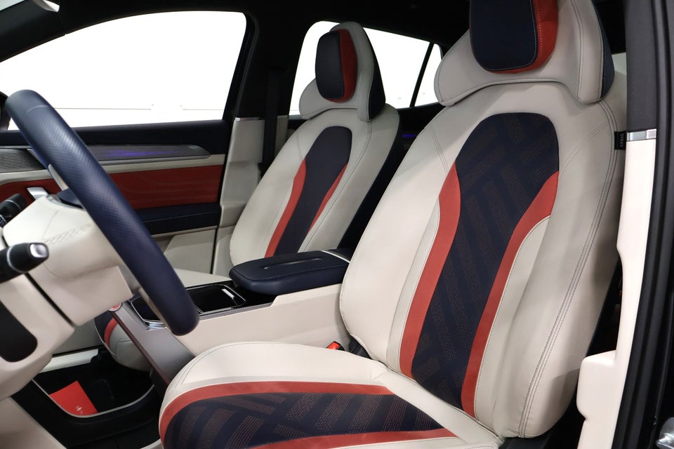 Aiways U6 Premium 5d