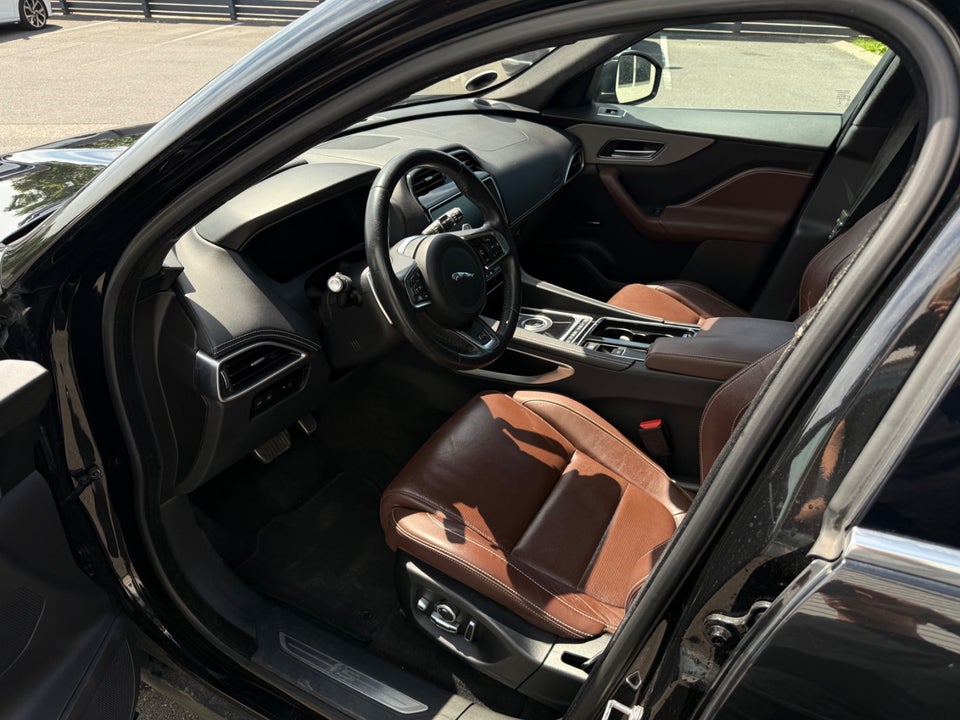 Jaguar F-Pace 3,0 D300 S aut. AWD 5d