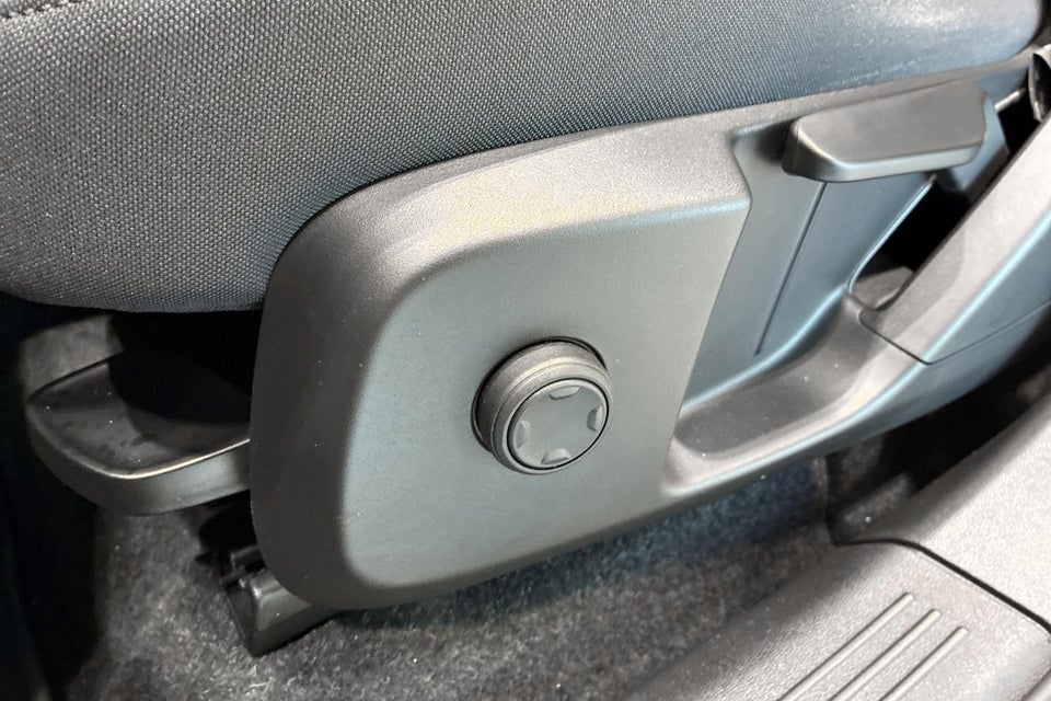 Volvo XC40 ReCharge Extended Range Core 5d