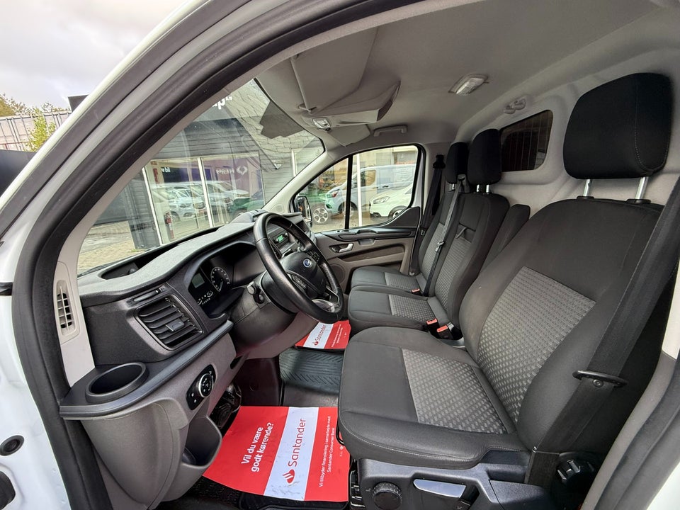 Ford Transit Custom 300L 2,0 TDCi 130 Active aut.