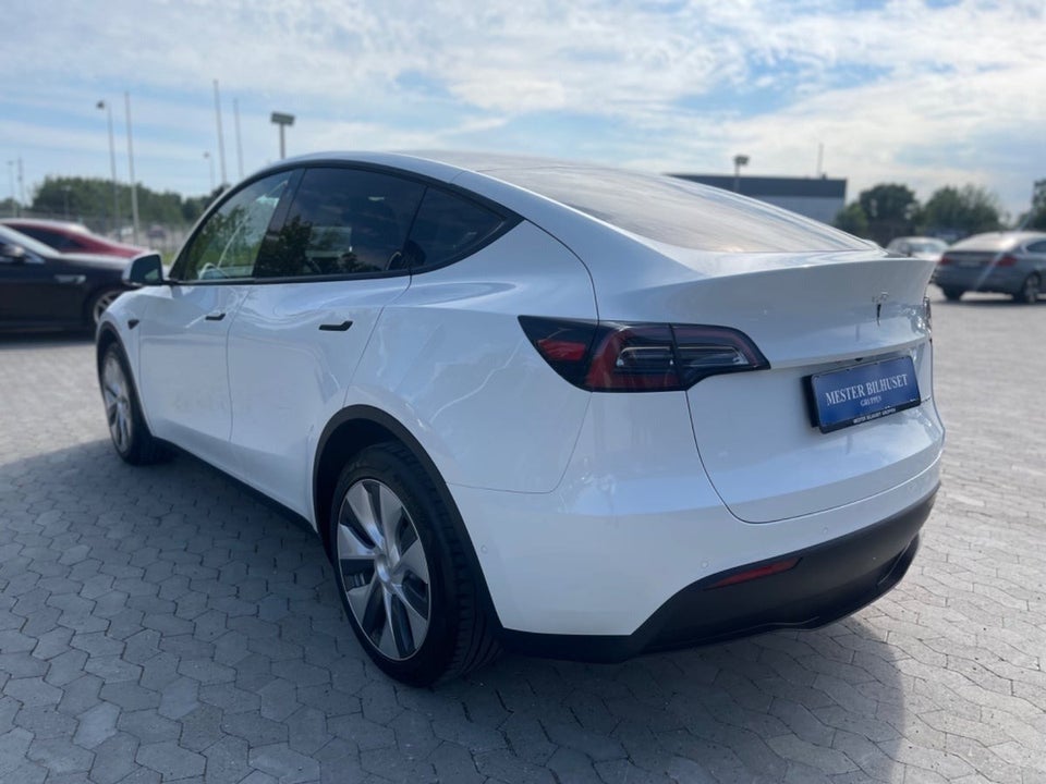 Tesla Model Y Long Range AWD 5d