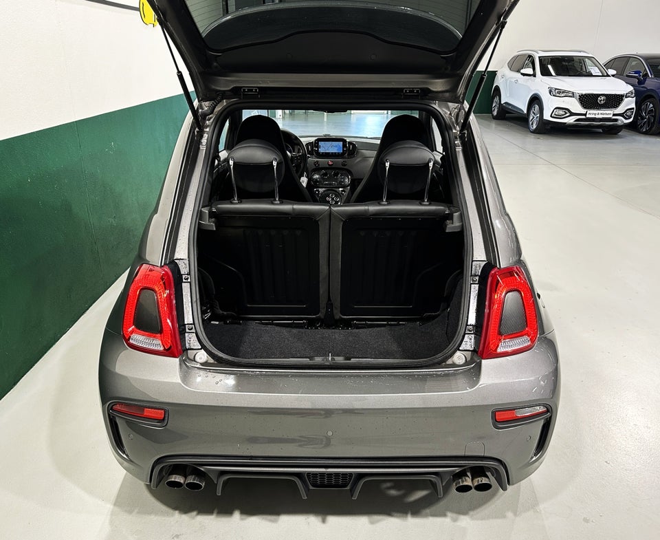 Abarth 595 1,4 T-Jet 180 Competizione aut. 3d