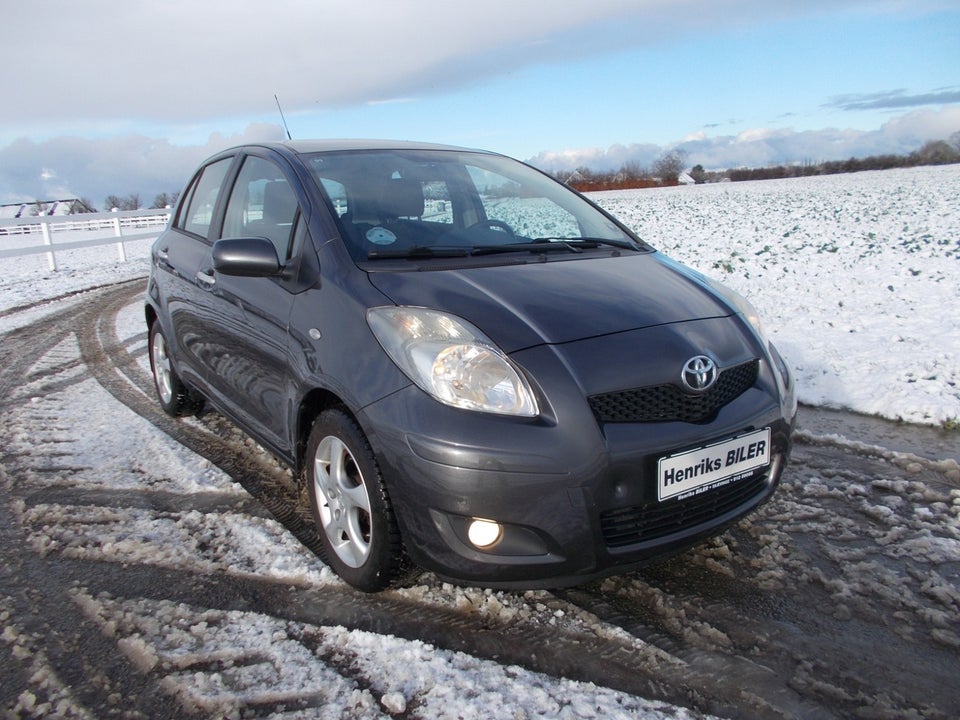 Toyota Yaris 1,3 TX 5d