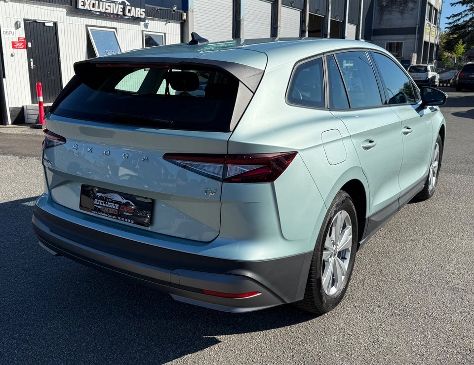 Skoda Enyaq 50 iV Loft 5d