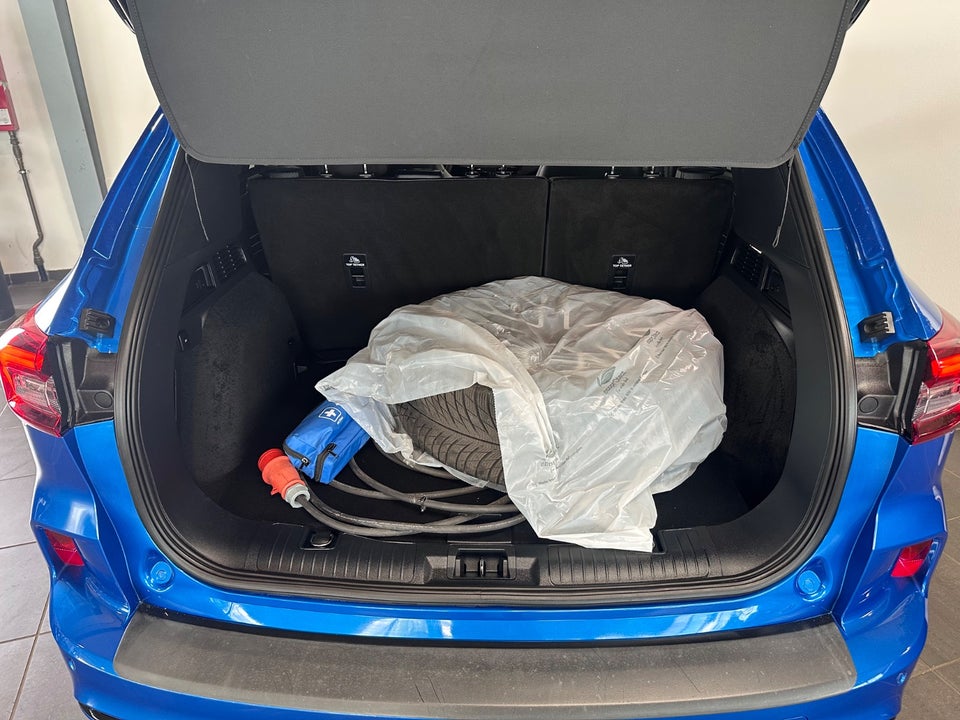 Ford Kuga 2,5 PHEV ST-Line X CVT 5d
