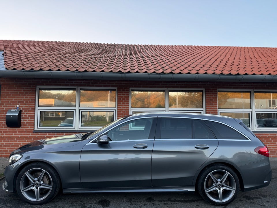 Mercedes C220 d 2,2 AMG Line stc. aut. 5d