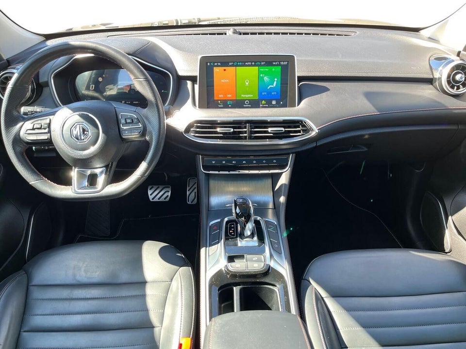 MG EHS 1,5 PHEV Luxury 5d