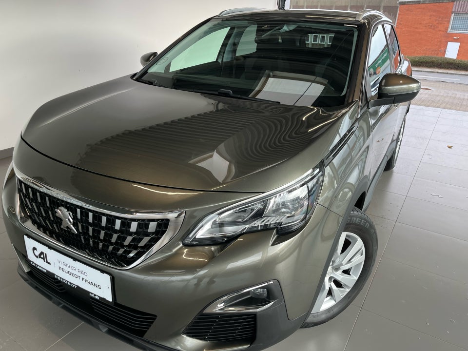 Peugeot 3008 1,2 e-THP 130 Strike 5d