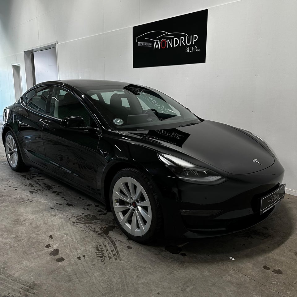 Tesla Model 3 Long Range AWD 4d