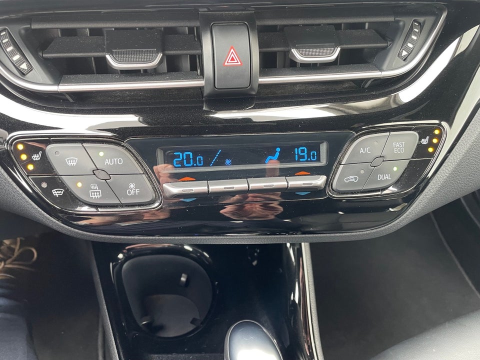 Toyota C-HR 1,8 Hybrid C-LUB Premium Selected CVT 5d